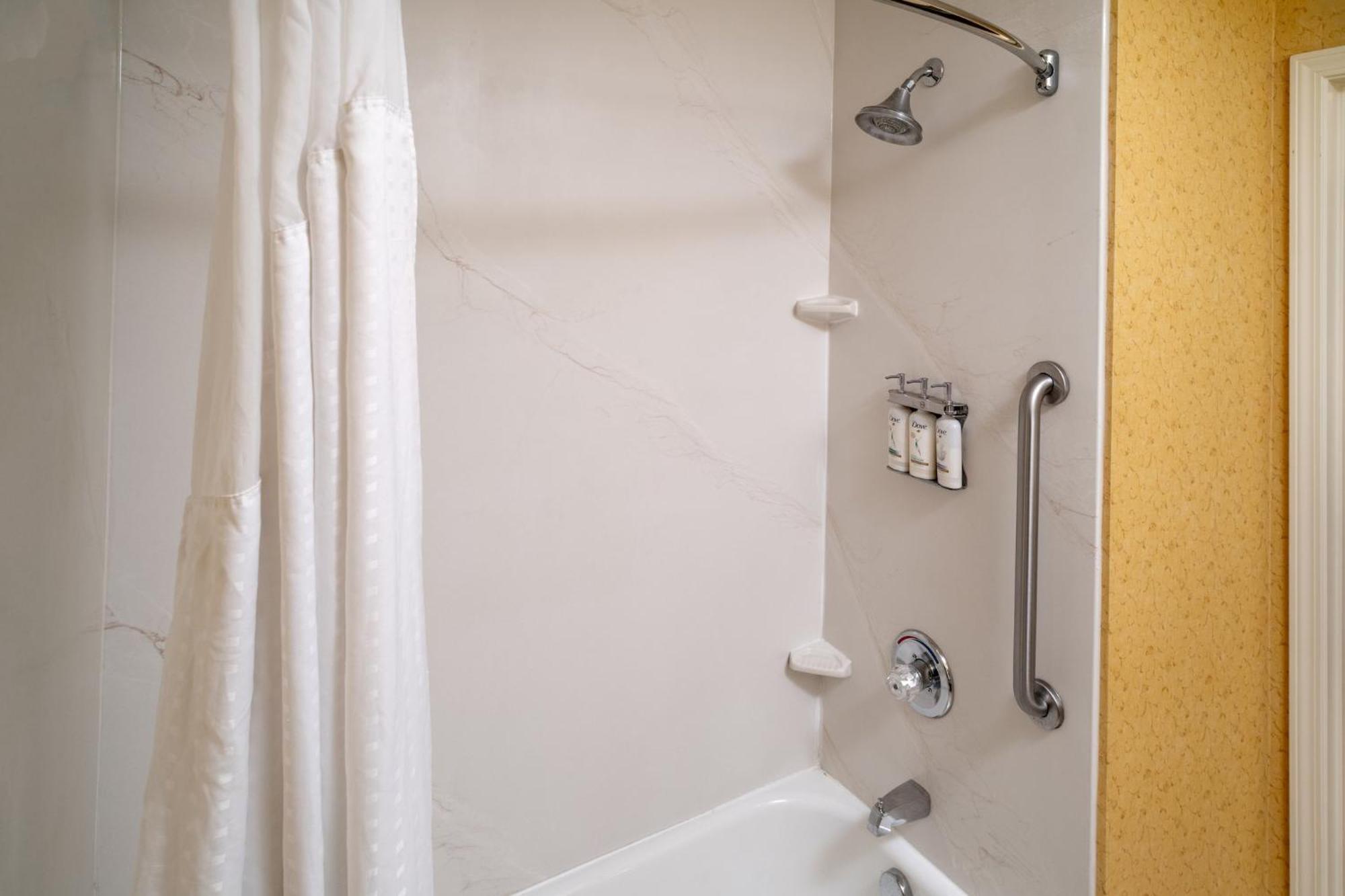 Holiday Inn Express And Suites Hazard By Ihg Eksteriør bilde