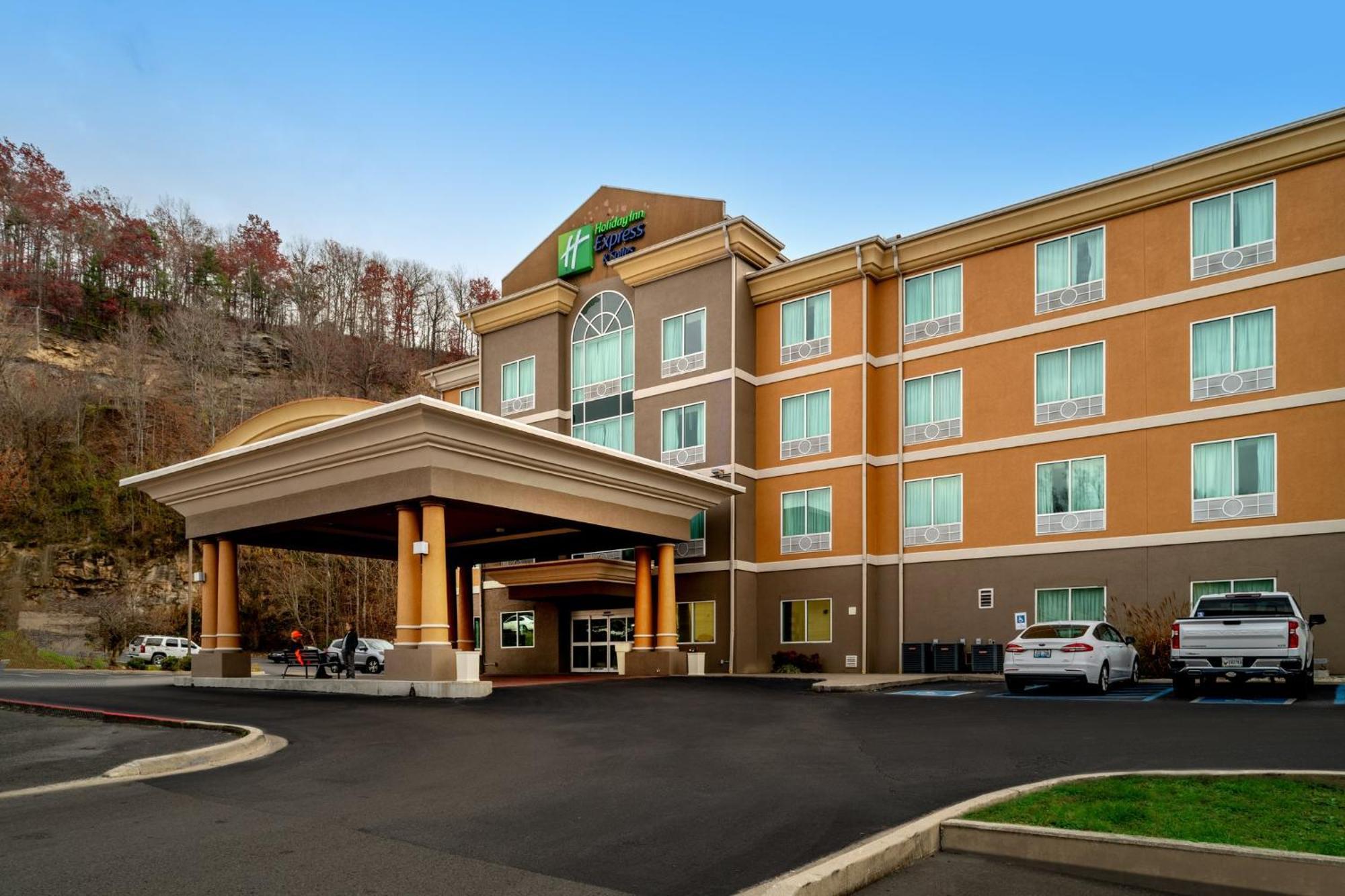 Holiday Inn Express And Suites Hazard By Ihg Eksteriør bilde
